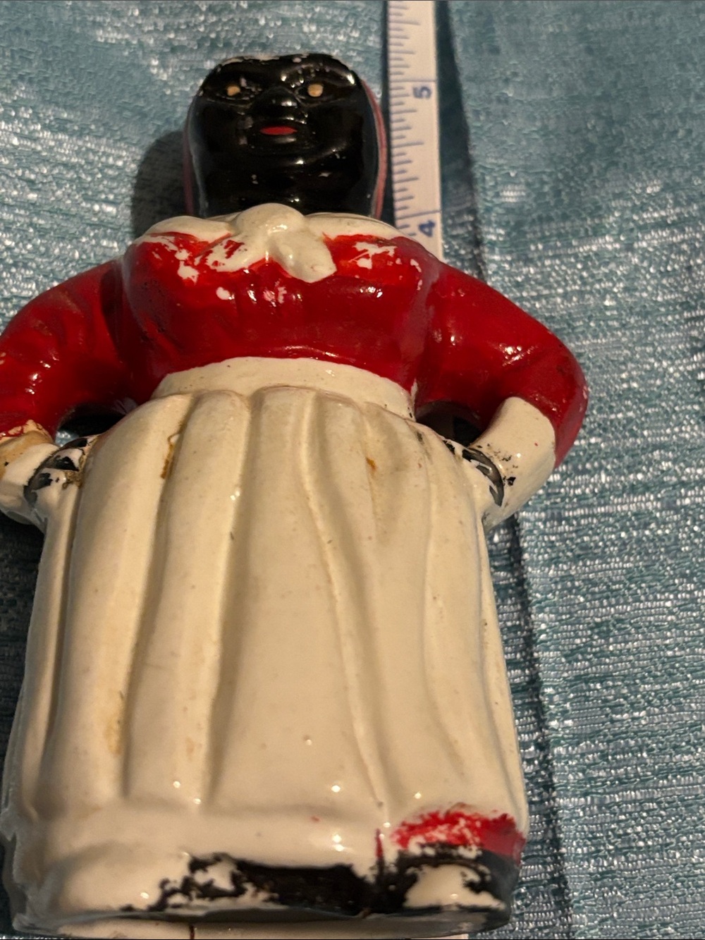 Vintage Ceramic Figurine in Red and White - Picture 6 of 8